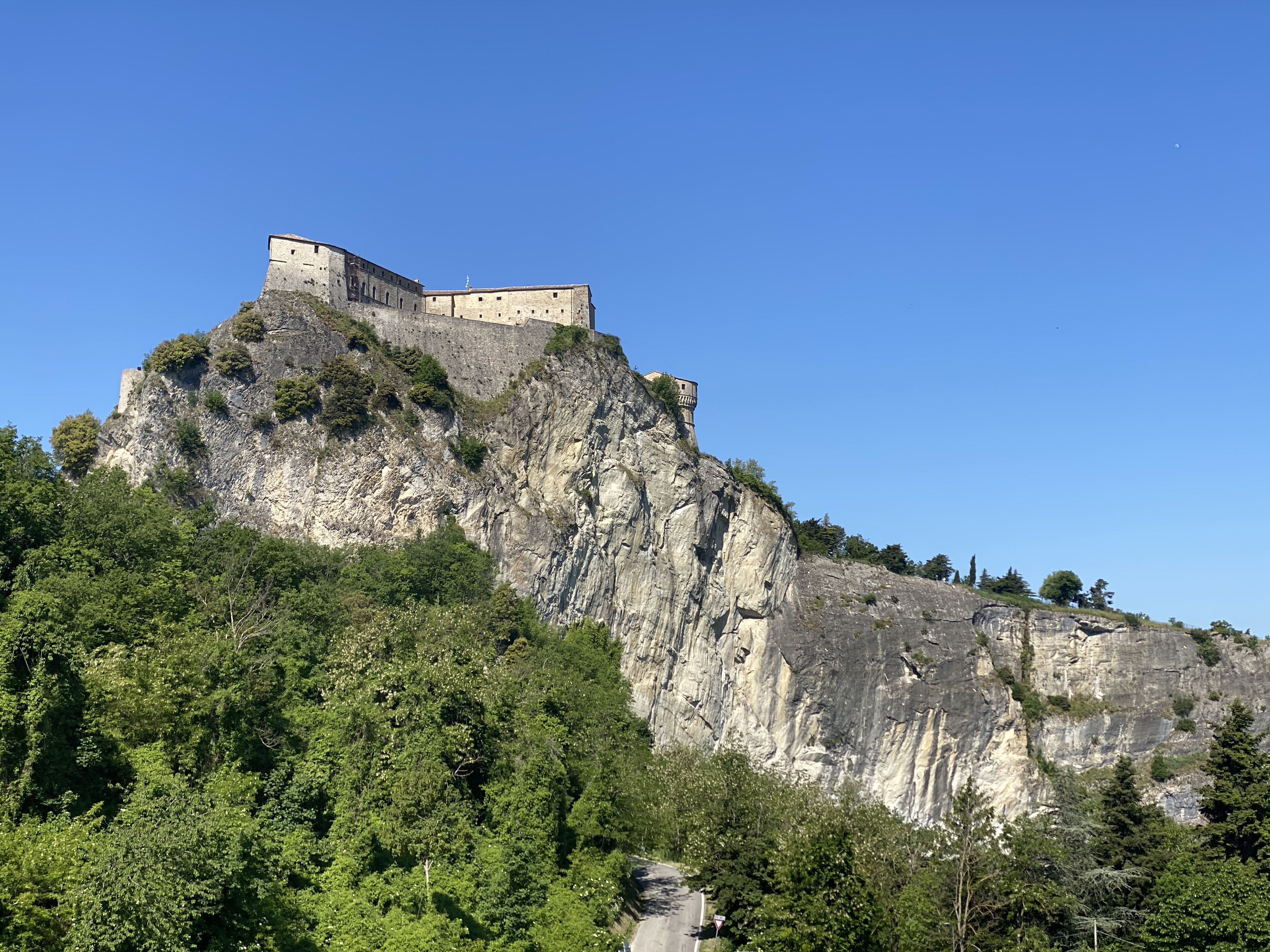 foto del bastione di San Leo (autore M.Vittoria Biondi)